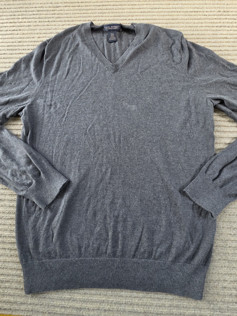 Banana Republic Luxury Blend Silk Cotton Cashmere V-Neck Sweater Med Tall Gray